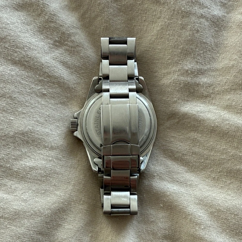 Vague Watch Co. - Men's Stainless Steel Diver Watch - Black Dial - Gray Bezel
